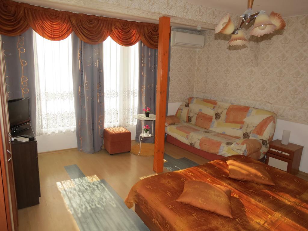 Family Hotel Lebed Несебр Номер фото